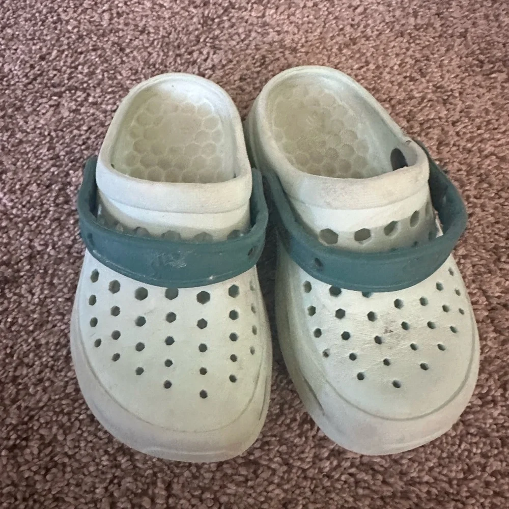 Kids joybees clogs